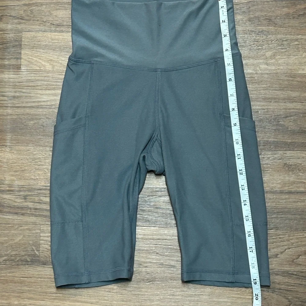 Wolven sustainable women's recycled slate gray biker shorts